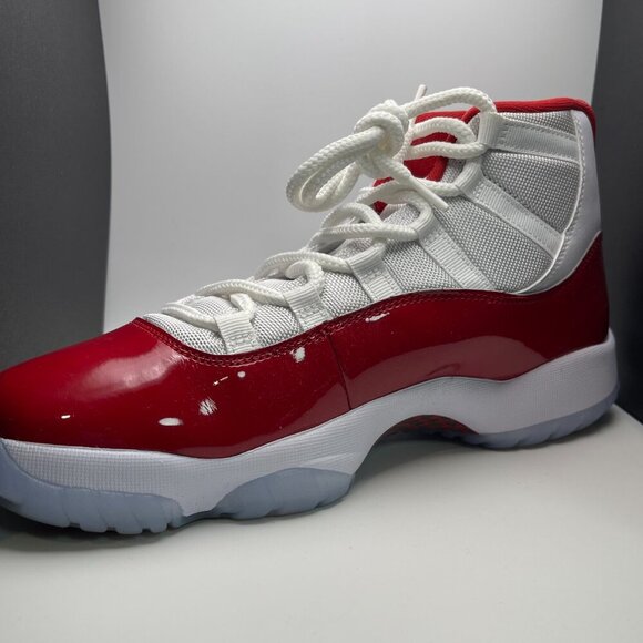 NIKE Men's Air Jordan 11 Retro Varsity Red, Size 10 - Preowned - Picture 3 of 12